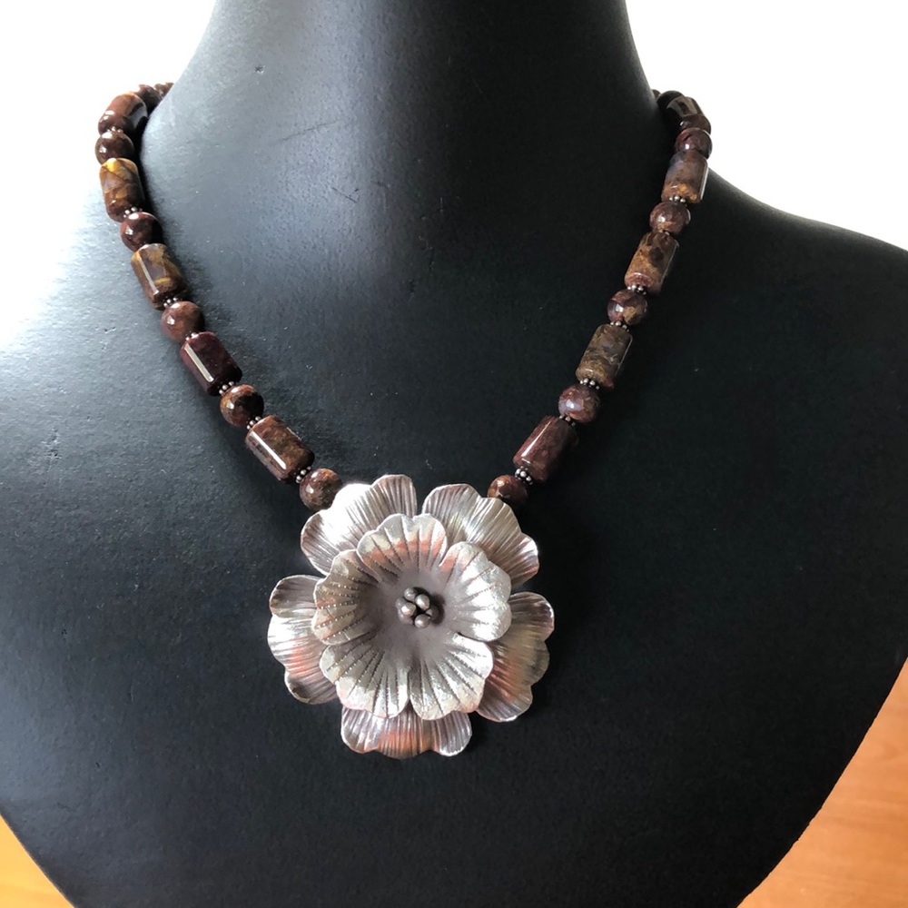 Necklace With Silver Flower Pendant - NWOT